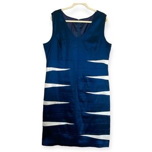 Women’s Navy Blue Double Layered Stretch Sleeveless V-neck Dress size EU50/US XL